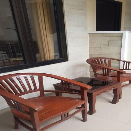 Oyo 2671 Wisma Djaja Syariah Bojonegoro Екстериор снимка