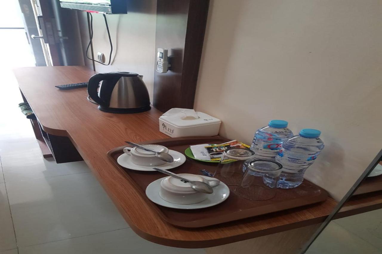 Oyo 2671 Wisma Djaja Syariah Bojonegoro Екстериор снимка
